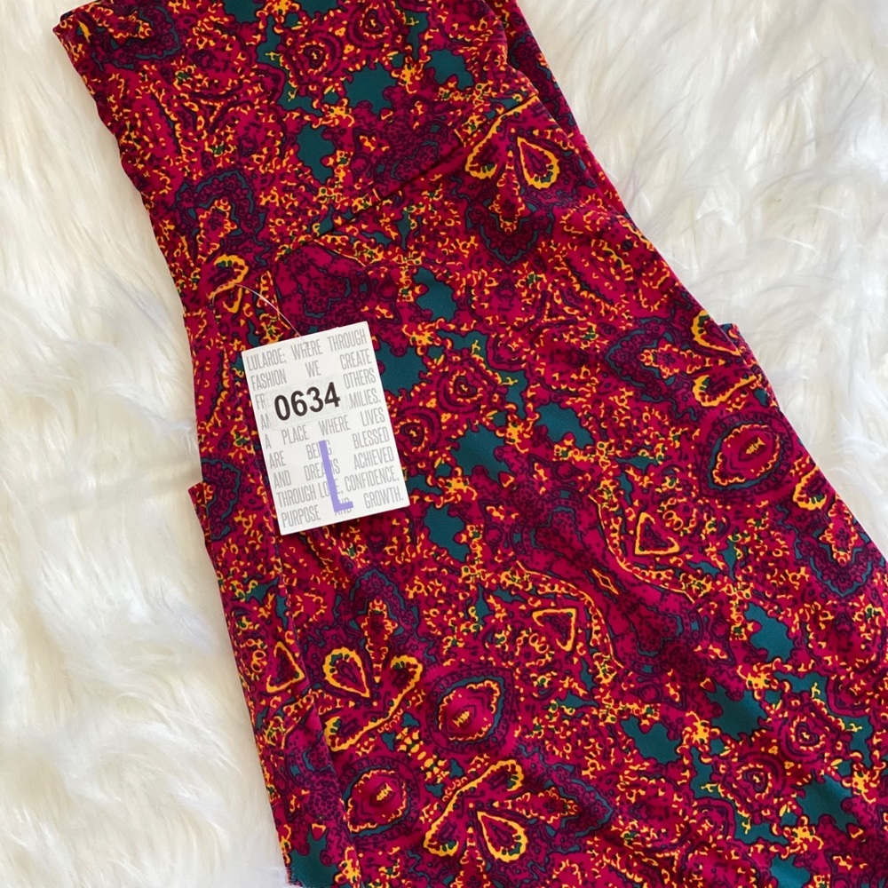 Large LuLaRoe maxi skirt